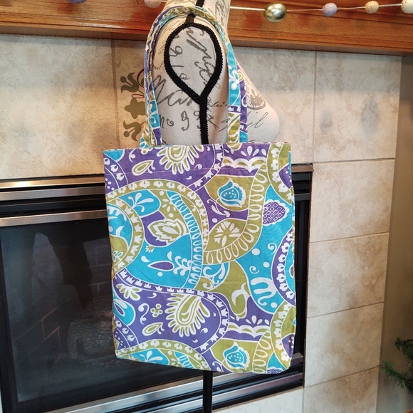 💥3/$20 Old Navy Colorful Bag! - Picture 3 of 12